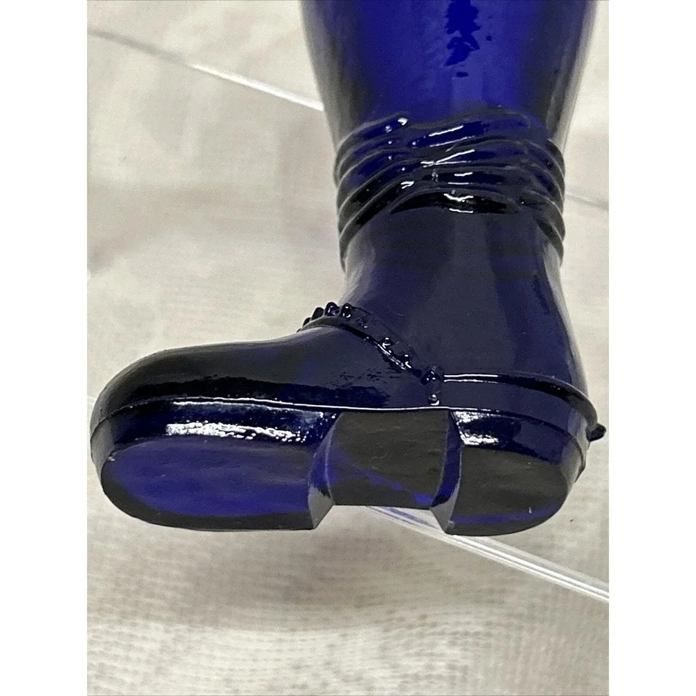 The Unbranded Brand cobalt blue